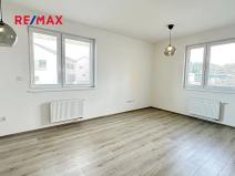 Pronájem bytu 2+kk, Kladno, Štěpána Rautenstraucha, 57 m2