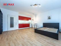 Pronájem bytu 1+kk, Praha - Stodůlky, Sluneční náměstí, 33 m2