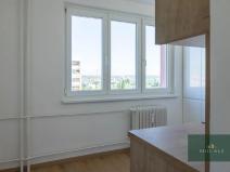 Prodej bytu 3+1, Plzeň, Částkova, 83 m2