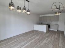 Pronájem bytu 2+kk, České Budějovice, Branišovská, 67 m2