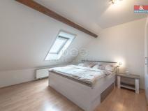 Prodej bytu 4+1, Střemy, 108 m2