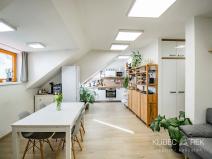 Pronájem bytu 2+kk, Jindřichův Hradec, Husova, 60 m2