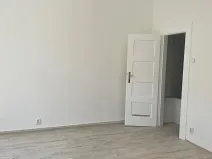 Pronájem bytu 1+1, Praha, U plynárny, 42 m2