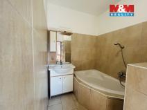 Prodej bytu 2+kk, Krnov - Pod Bezručovým vrchem, Šmeralova, 50 m2