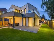 Prodej rodinného domu, Praha - Dolní Měcholupy, Na návsi, 392 m2