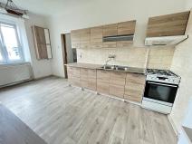 Pronájem bytu 3+1, Opava, Krnovská, 74 m2