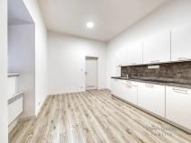 Pronájem bytu 2+kk, Praha - Holešovice, U Výstaviště, 45 m2