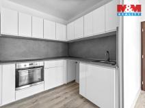 Prodej bytu 2+kk, Kladno - Kročehlavy, Děčínská, 48 m2