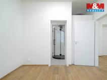 Prodej obchodního prostoru, Praha - Břevnov, Heleny Malířové, 30 m2