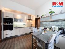 Prodej bytu 2+1, Znojmo, Rudoleckého, 87 m2