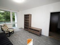 Pronájem bytu 2+1, Kadaň, Na Podlesí, 61 m2