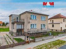 Prodej rodinného domu, Tři Dvory, 250 m2