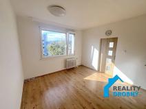 Pronájem bytu 1+1, Děčín, Jezdecká, 35 m2