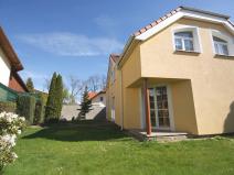 Pronájem rodinného domu, Zlatníky-Hodkovice, V zahrádkách, 184 m2