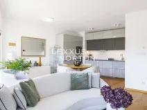 Prodej bytu 2+kk, Praha - Smíchov, Kobrova, 79 m2