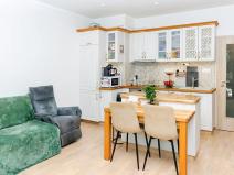 Prodej bytu 2+kk, Praha - Hrdlořezy, Učňovská, 48 m2