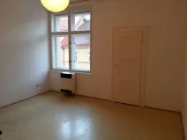 Pronájem bytu 1+kk, Praha - Žižkov, Čajkovského, 30 m2