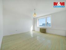 Prodej bytu 3+1, Domažlice, Ladova, 76 m2