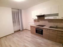 Pronájem bytu 1+kk, Otrokovice, nám. 3. května, 24 m2