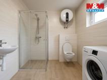 Pronájem chaty, Šestajovice, 32 m2