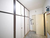 Prodej bytu 2+1, Praha - Malešice, Ovčárská, 51 m2