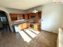 Prodej bytu 3+1, Přeštice, K Cihelně, 86 m2