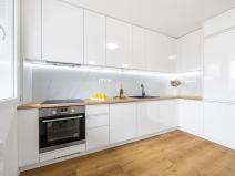 Prodej bytu 3+kk, Praha - Karlín, Molákova, 69 m2