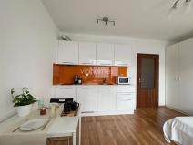 Prodej bytu 1+kk, Praha - Černý Most, Rudolfa Holeky, 34 m2