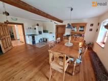 Prodej rodinného domu, Úboč, 350 m2