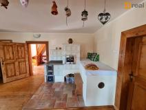 Prodej rodinného domu, Úboč, 350 m2