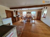 Prodej rodinného domu, Úboč, 350 m2