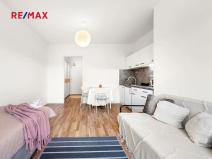 Prodej bytu 1+kk, Praha - Libeň, Novovysočanská, 27 m2