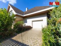 Prodej rodinného domu, Hradčany, Luční, 377 m2