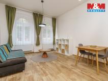 Pronájem bytu 2+kk, Karlovy Vary, Moskevská, 49 m2