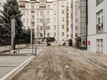 Pronájem garážového stání, Praha - Vinohrady, U Kanálky, 15 m2