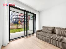 Pronájem bytu 1+kk, Praha - Žižkov, Šrámkové, 36 m2