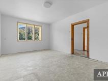 Prodej chalupy, Lopeník, 181 m2