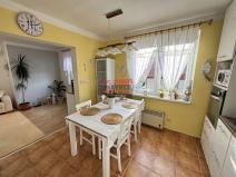 Prodej bytu 3+1, Tábor, Družstevní, 86 m2