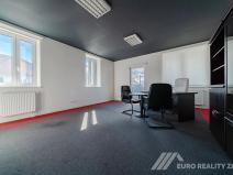 Pronájem kanceláře, Otrokovice, Dr. E. Beneše, 131 m2