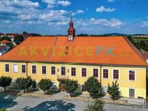 Prodej ubytování, Čechtice, nám. Dr. Tyrše, 1672 m2