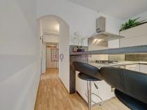 Pronájem bytu 1+1, Jindřichův Hradec, sídliště Vajgar, 53 m2