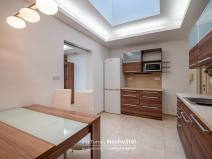 Pronájem bytu 2+1, Brno - Obřany, Fryčajova, 48 m2