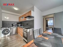 Prodej bytu 2+1, Lošany, 51 m2