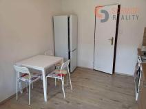 Pronájem bytu 1+kk, Klobouky u Brna, Nádražní, 23 m2