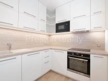 Pronájem bytu 2+kk, Praha - Vršovice, Arménská, 51 m2