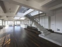 Pronájem kanceláře, Praha - Vysočany, Podkovářská, 455 m2