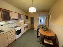 Prodej rodinného domu, Rousínov, U stadionu, 185 m2