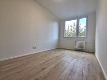 Prodej bytu 3+1, Praha, Poznaňská, 72 m2