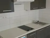 Pronájem bytu 1+kk, Praha - Vršovice, Jerevanská, 30 m2