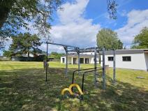 Prodej komerční nemovitosti, Doubravička, 195 m2